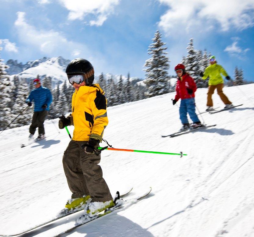 Ski Junior (7–12 ans) – Intermédiaire